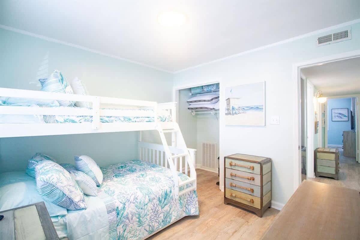 Beach Harbour 16 @ The Carolina Beach Boardwalk - Full Remodel! Ngoại thất bức ảnh