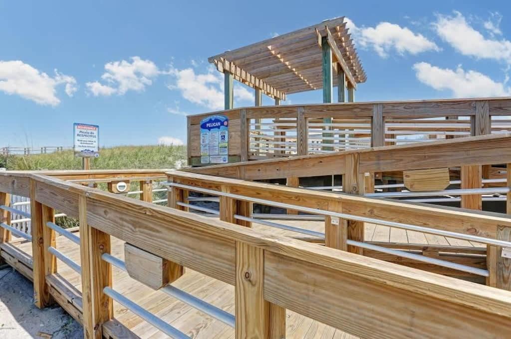 Beach Harbour 16 @ The Carolina Beach Boardwalk - Full Remodel! Ngoại thất bức ảnh